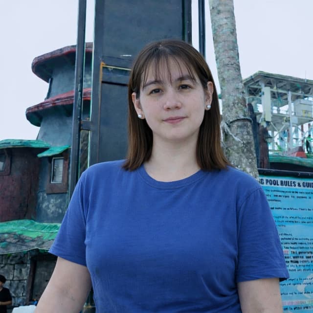 Ana R.